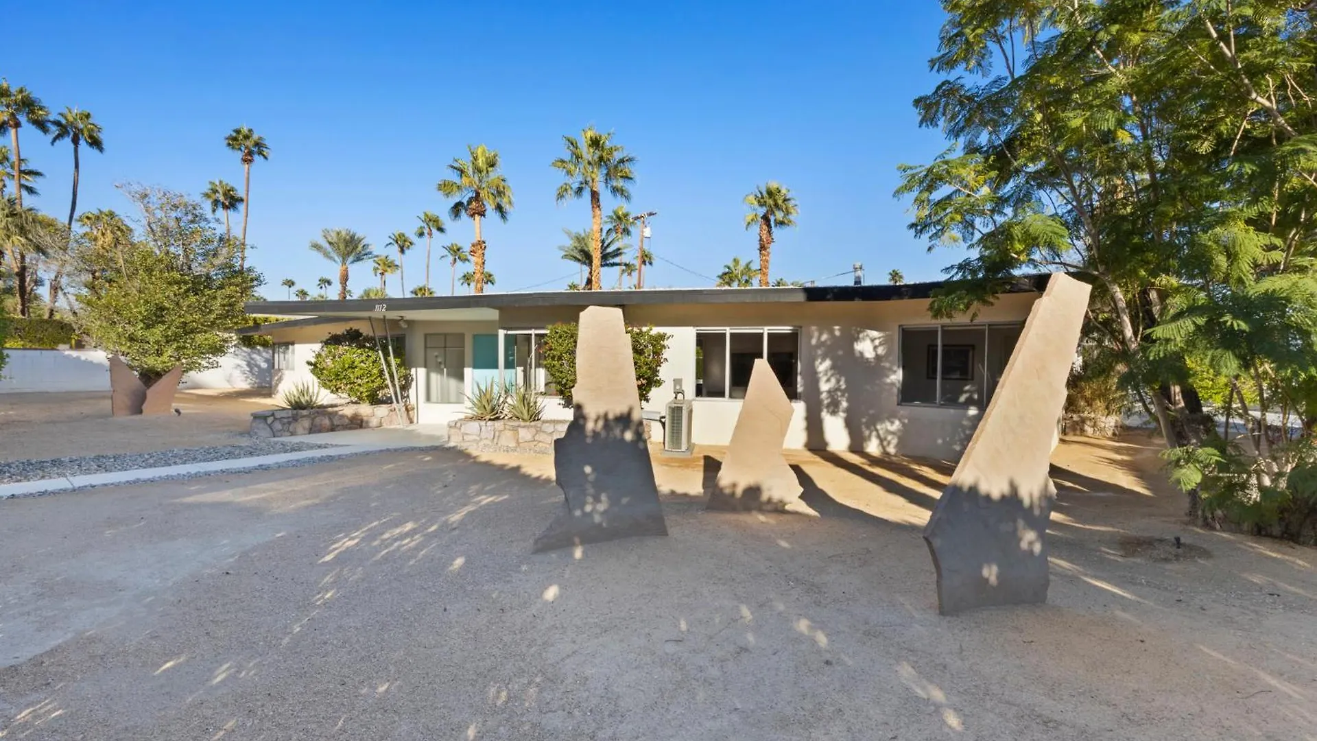 K0010 - The Retro House Villa Palm Springs United States
